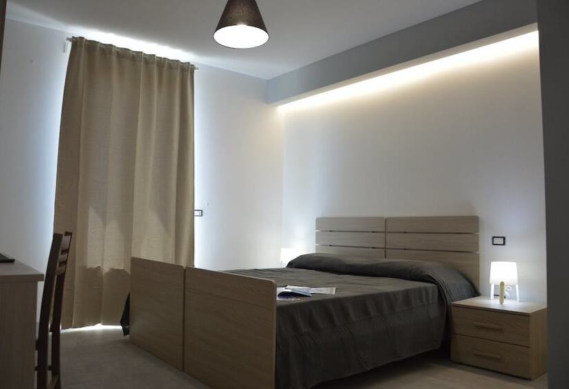 پانسیون Amunì