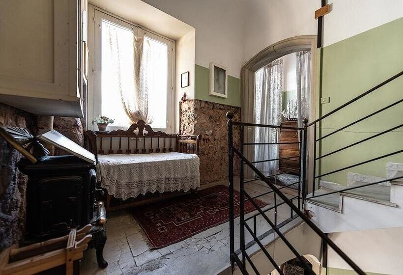 بنسيون Palazzu Stidda