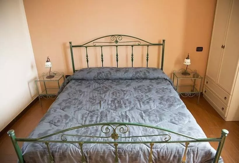 Bed And Breakfast Piano Del Re