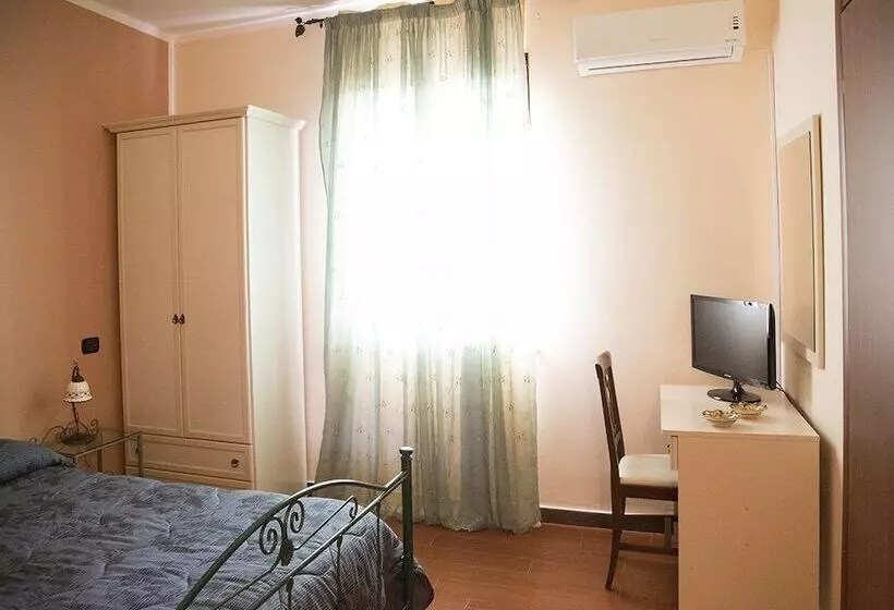 Bed And Breakfast Piano Del Re