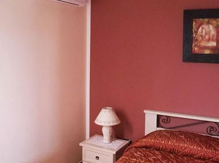 Bed And Breakfast Piano Del Re