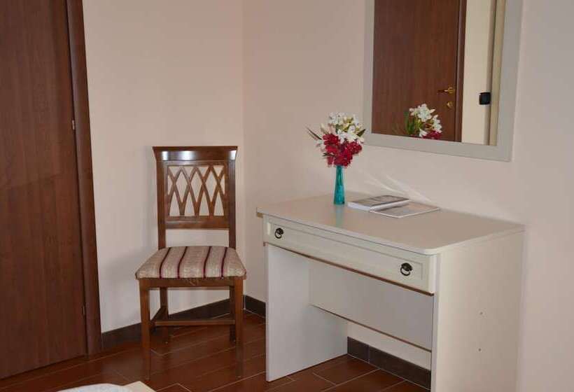 Bed And Breakfast Piano Del Re