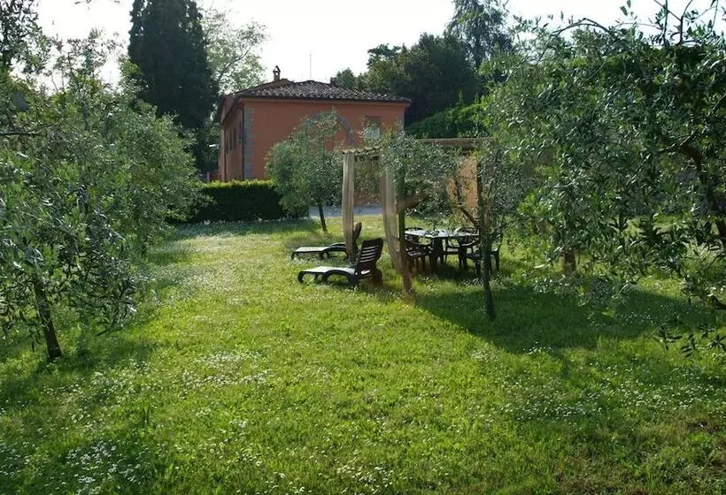 Maaseutuhotelli Agriturismo La Chiusa Di Nanni