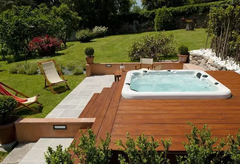 Maaseutuhotelli Agriturismo La Chiusa Di Nanni