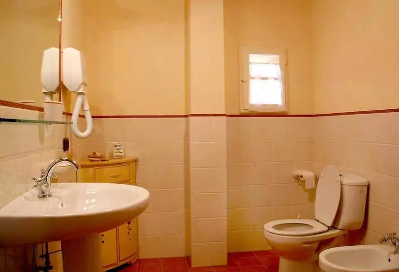 Maaseutuhotelli Agriturismo La Chiusa Di Nanni