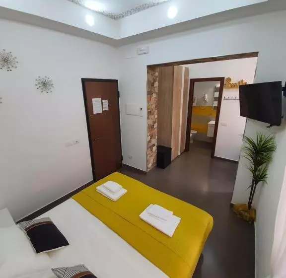 پانسیون Ari Guest House