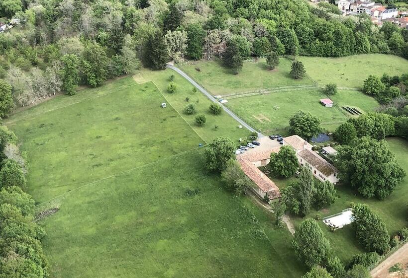 Пансион Domaine De Chalamard Chambres D Hôtes