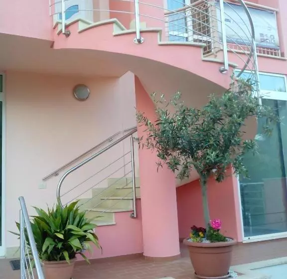 Aamiaismajoitus (B&B) 60quattro Bedrooms