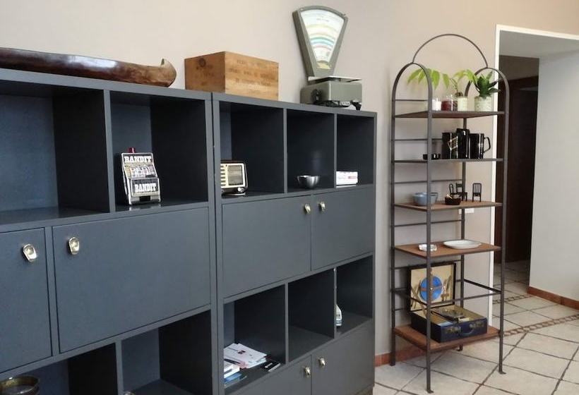 تختخواب و صبحانه Appartamenti Il Viandante