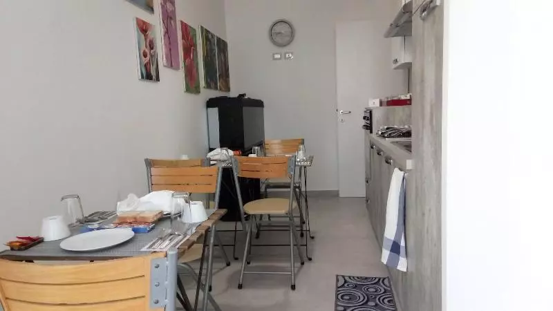 تختخواب و صبحانه Casa Dell Artista 2