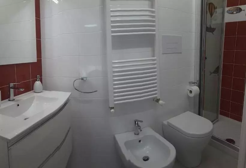 تختخواب و صبحانه Casa Dell Artista 2