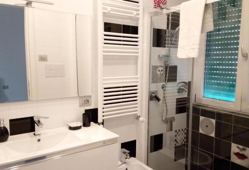 تختخواب و صبحانه Casa Dell Artista 2