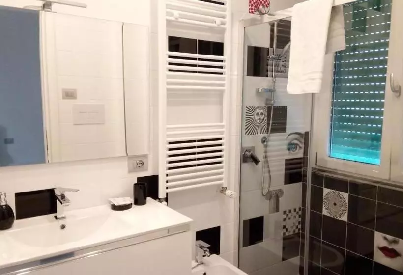 تختخواب و صبحانه Casa Dell Artista 2