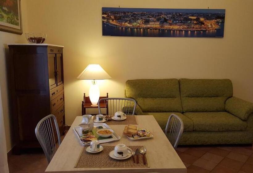 تختخواب و صبحانه Federico Ii