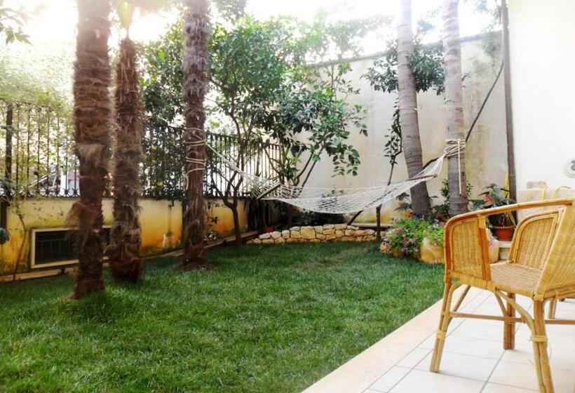 تختخواب و صبحانه Federico Ii