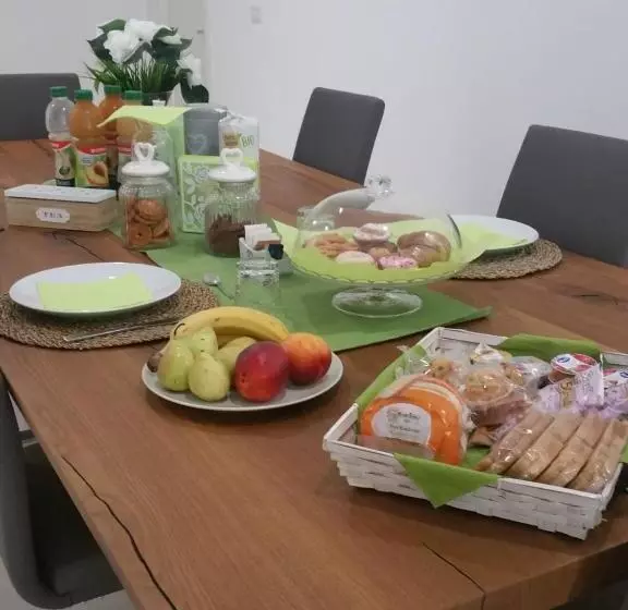 Aamiaismajoitus (B&B) Ledwars