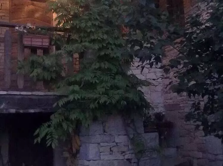 ベッドアンドブレックファースト Monpoupon