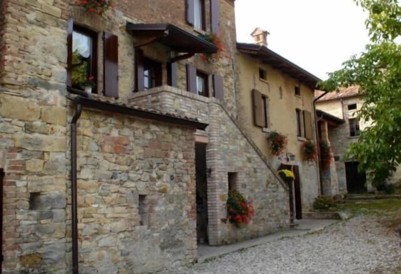 مبيت وإفطار Monpoupon