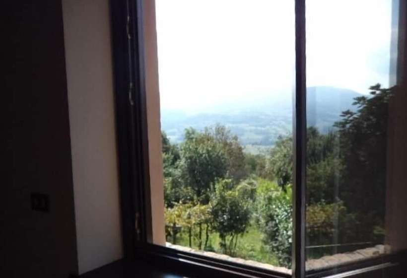 مبيت وإفطار Monpoupon