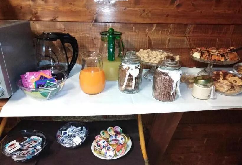 تختخواب و صبحانه Primo