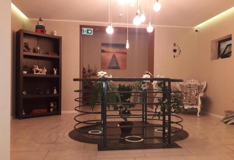 تختخواب و صبحانه Primo