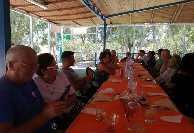 Hotelli Camping Lo Ionio