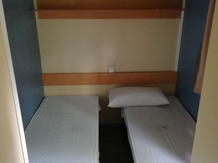 ホテル Camping Lo Ionio