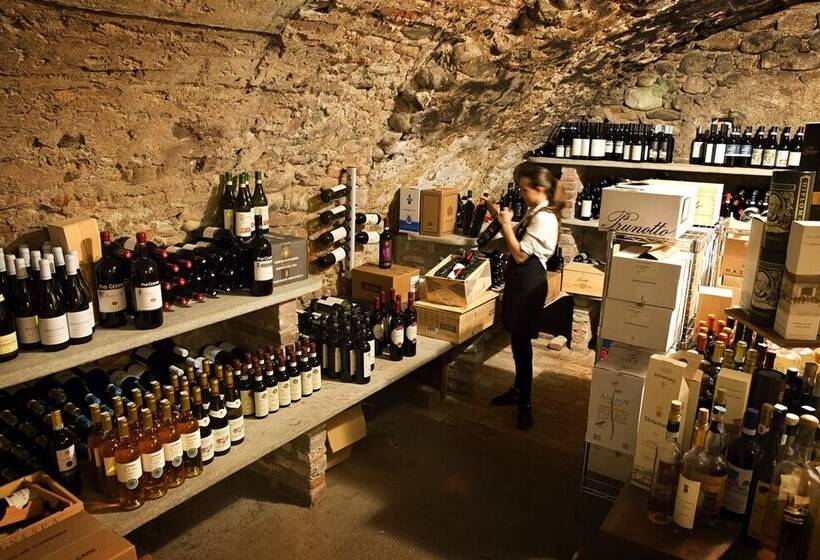 هتل Osteria Senza Fretta Affittacamere