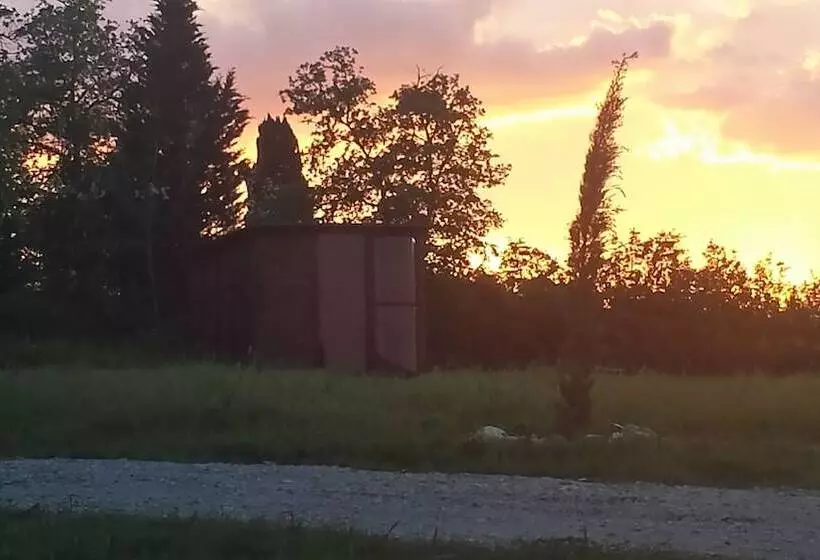 هتل روستایی Agricampeggio Madonna Di Pogi