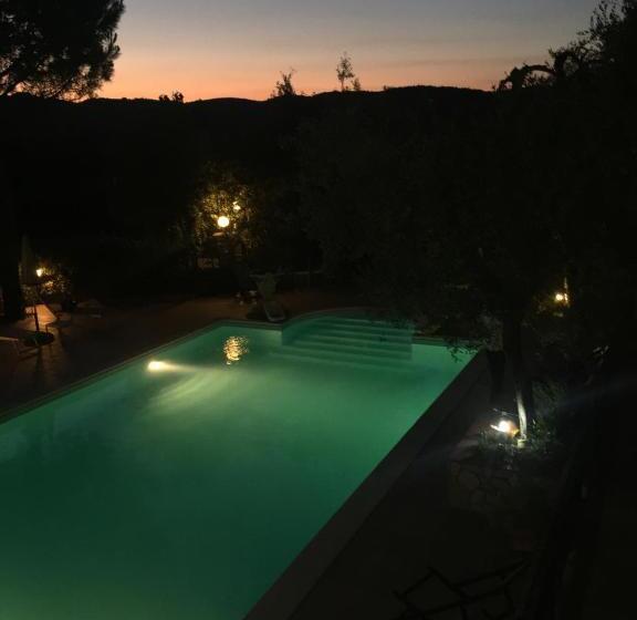 בית מלון כפרי Agriturismo Fara Del Falco