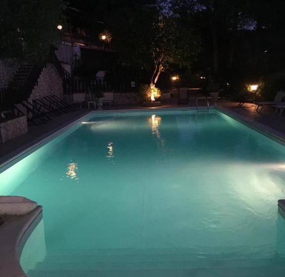 בית מלון כפרי Agriturismo Fara Del Falco