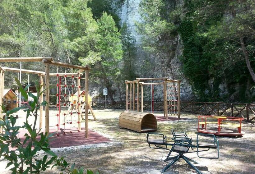 בית מלון כפרי Agriturismo Fara Del Falco