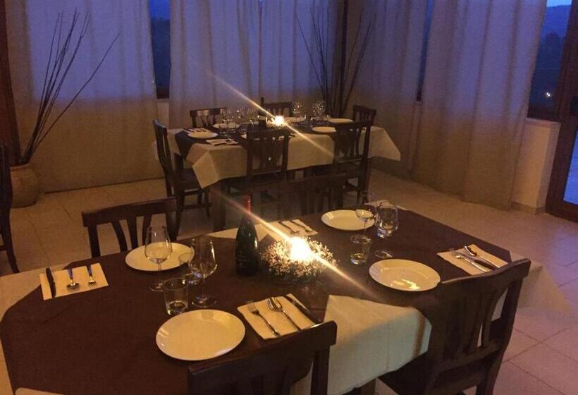 בית מלון כפרי Agriturismo Fara Del Falco