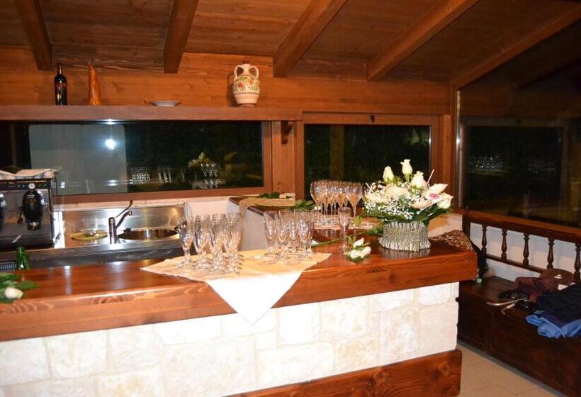 בית מלון כפרי Agriturismo Fara Del Falco