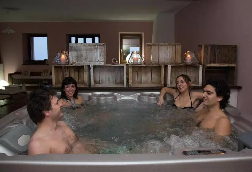 Maaseutuhotelli Cascina Il Faggio