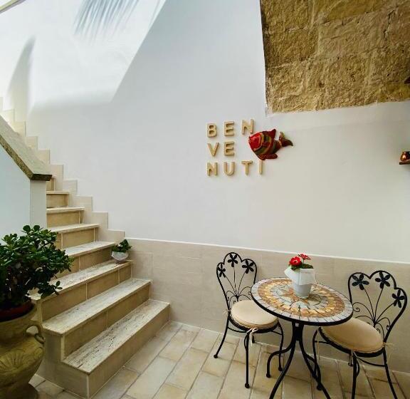 פנסיון Corte La Rosa