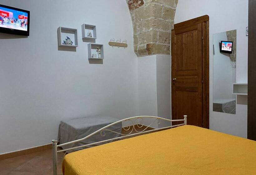 פנסיון Corte La Rosa