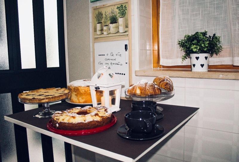 تختخواب و صبحانه Donna Laudonia