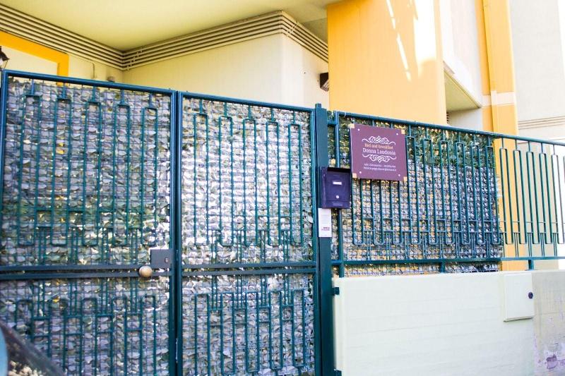 تختخواب و صبحانه Donna Laudonia