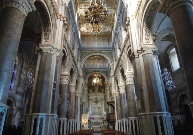 تختخواب و صبحانه Donna Laudonia