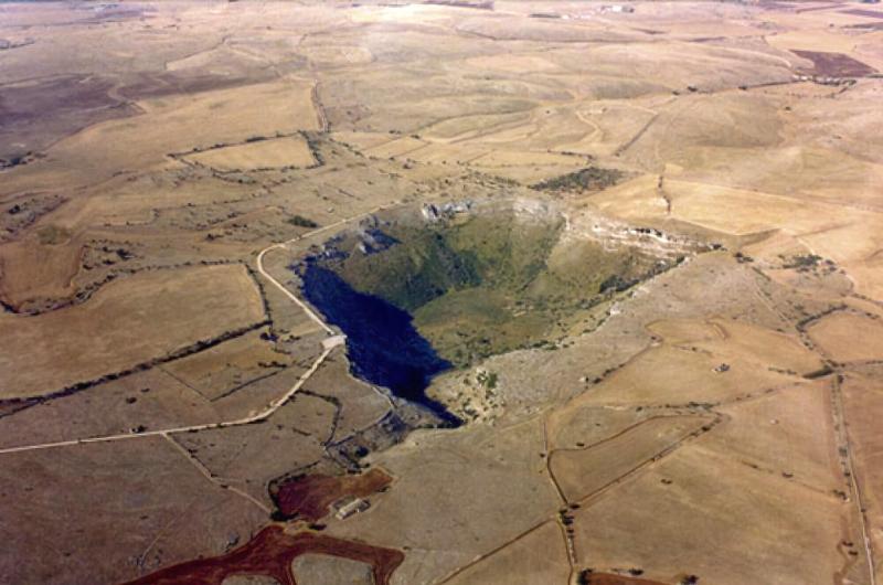 تختخواب و صبحانه Donna Laudonia