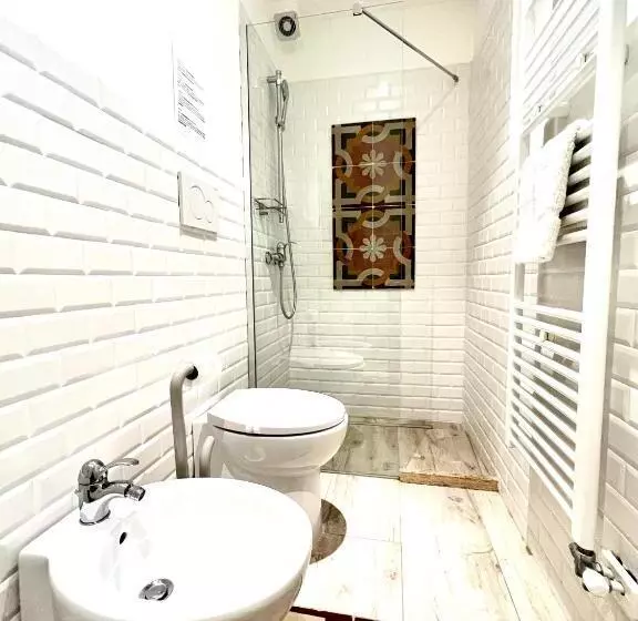 تختخواب و صبحانه Eccelsoleccese