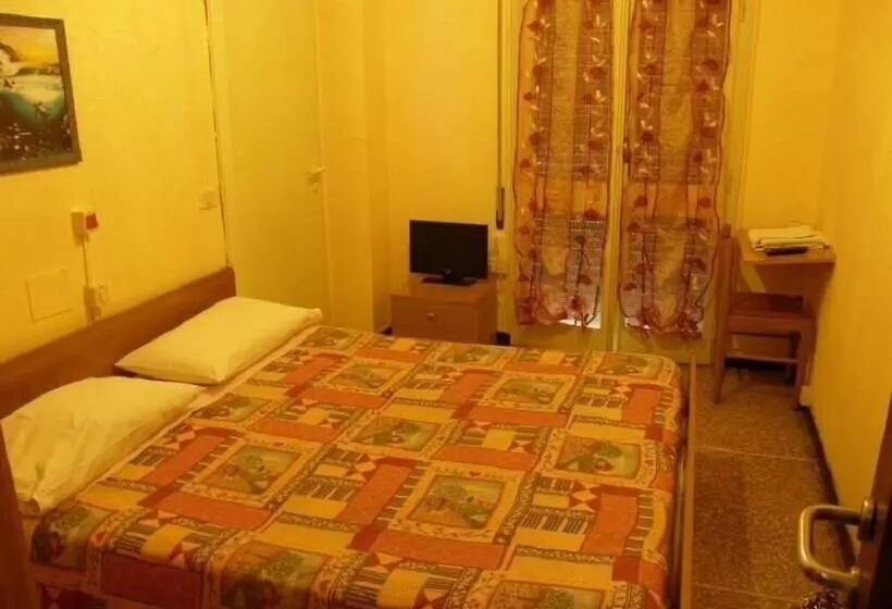 ホテル Albergo Cavi