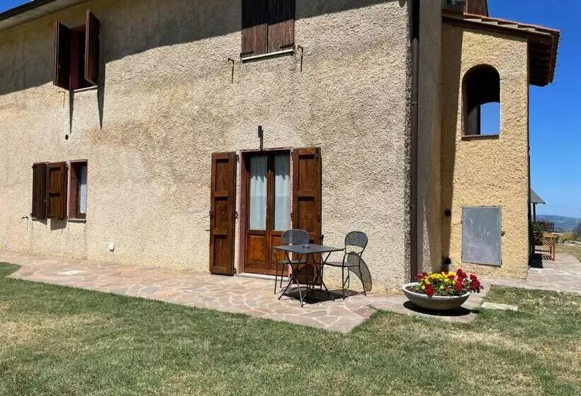 Maaseutuhotelli Agriturismo Le Casaline