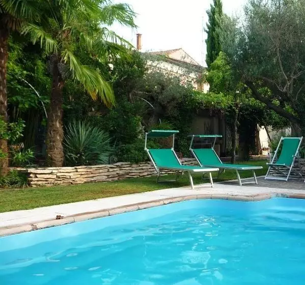 پانسیون Casa Stefy