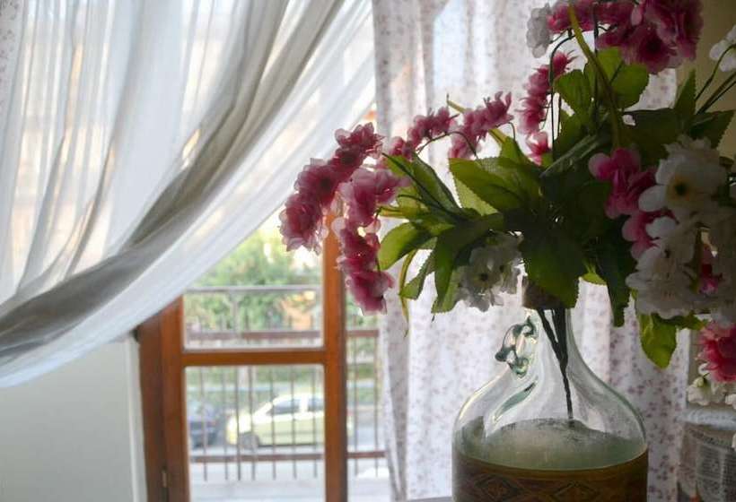 ペンション Le Stanze Di Ginevra S. Maria A Vico