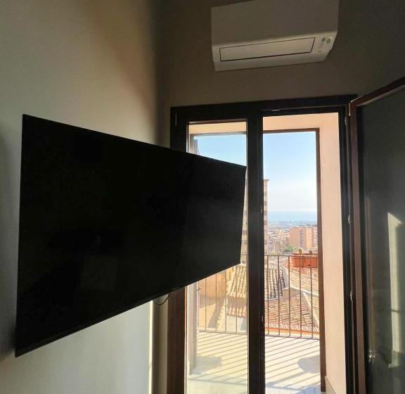 Bed and Breakfast Calua Experience View