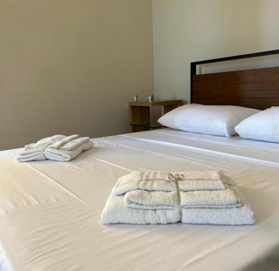 Bed and Breakfast Calua Experience View