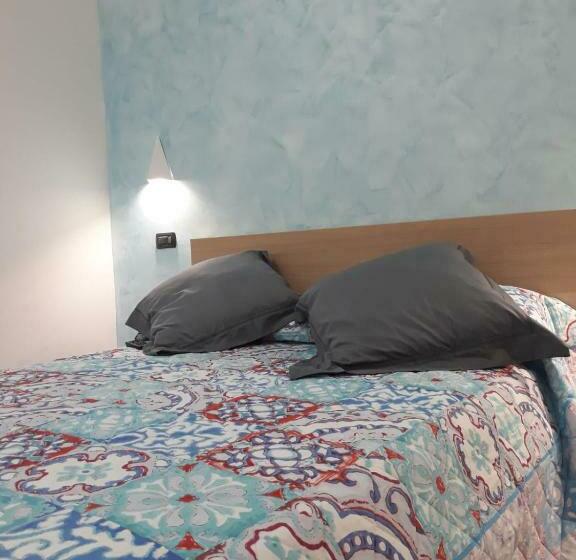 تختخواب و صبحانه Roof Garden House