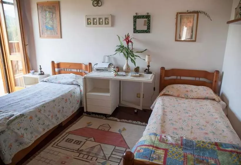Aamiaismajoitus (B&B) Villa Il Noce